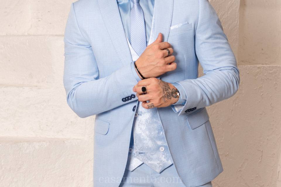Decinel Suits
