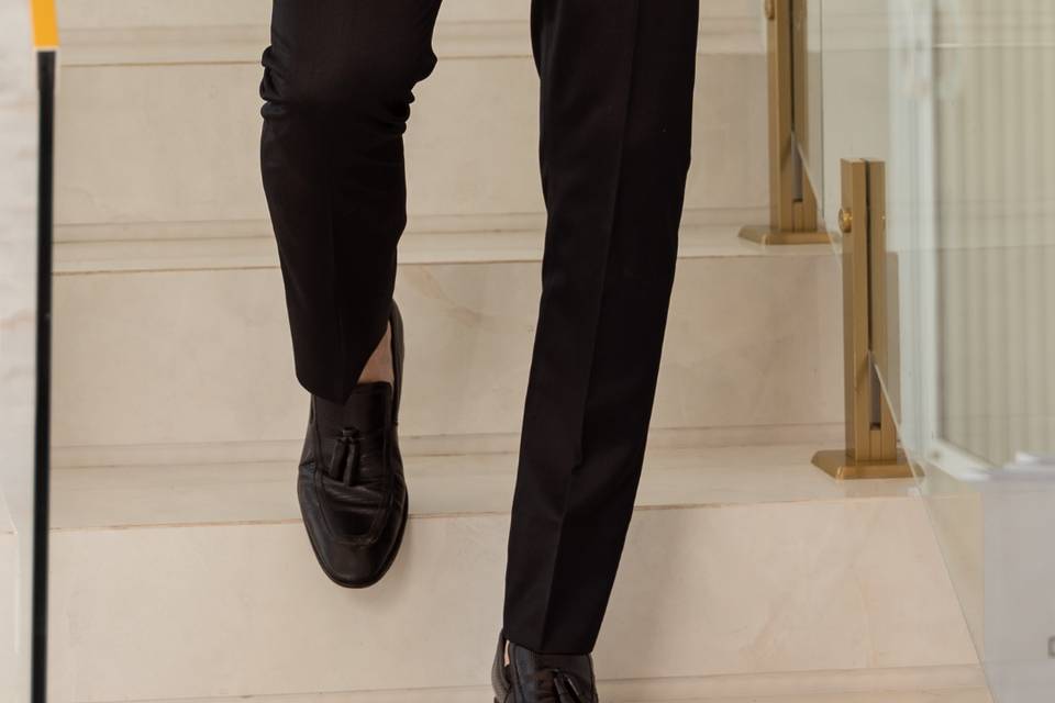 Decinel Suits