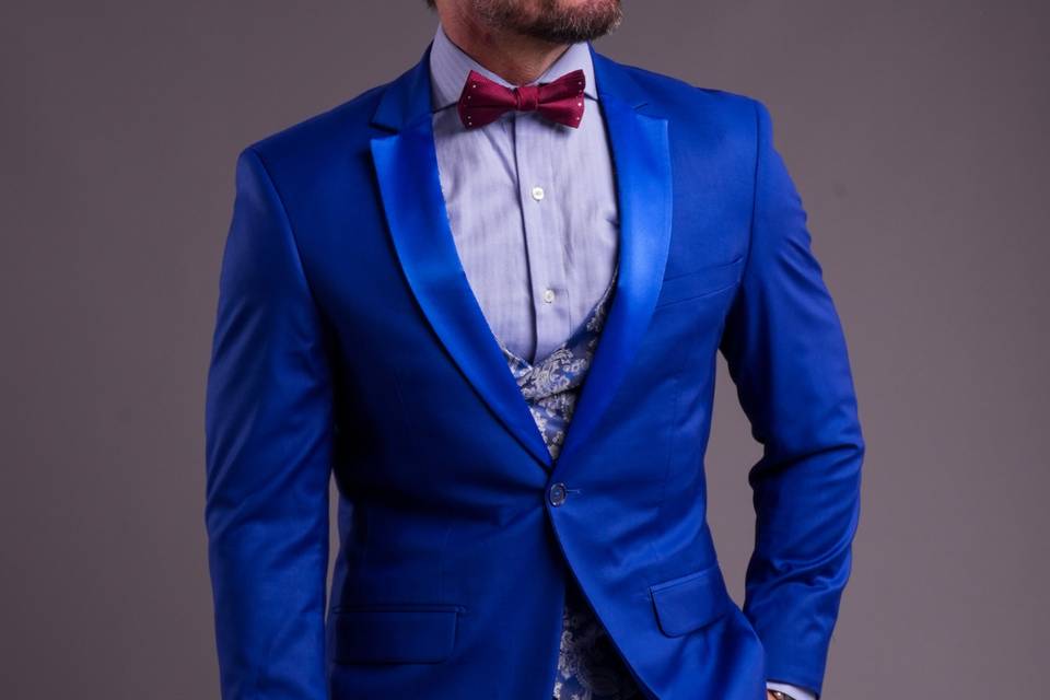 Decinel Suits