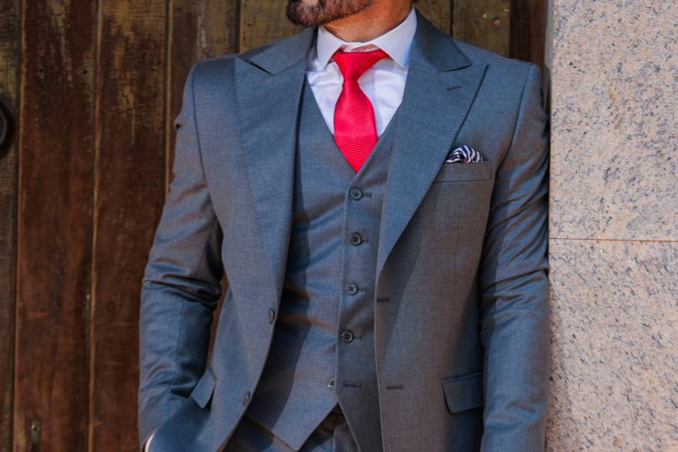 Decinel Suits
