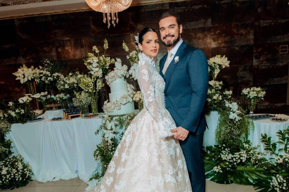 Ator Sidnei Sampaio e Luana Sa