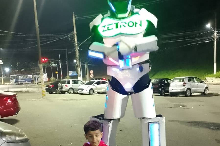 Robô de led Zetron