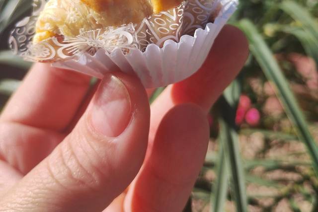Mini croissant de doce de leite