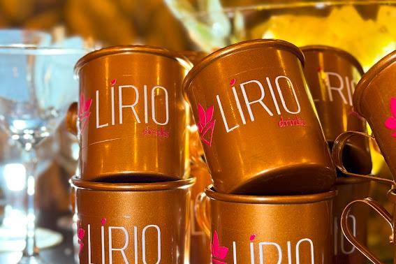 Lírio Drinks