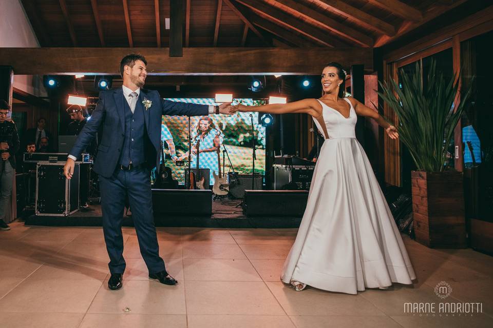 A primeira dança de casados