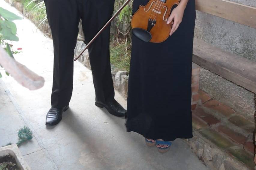 Saxofonista e Violinista