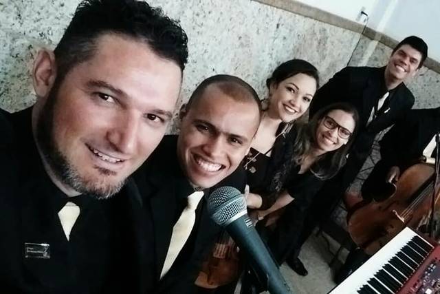 Grupo Musical Harmonia Divina