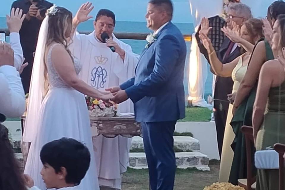 Celebração a beira mar