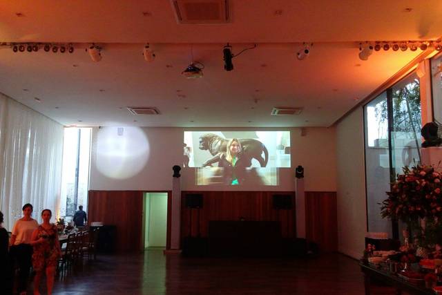 Som, luz e vídeo