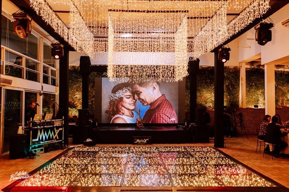 Pista Paris + Painel de Led