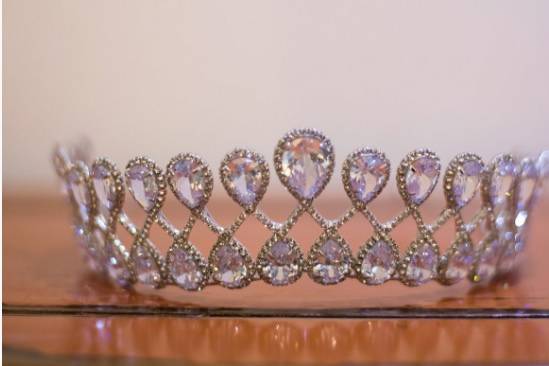 Dy Dorileo Tiaras e Complementos