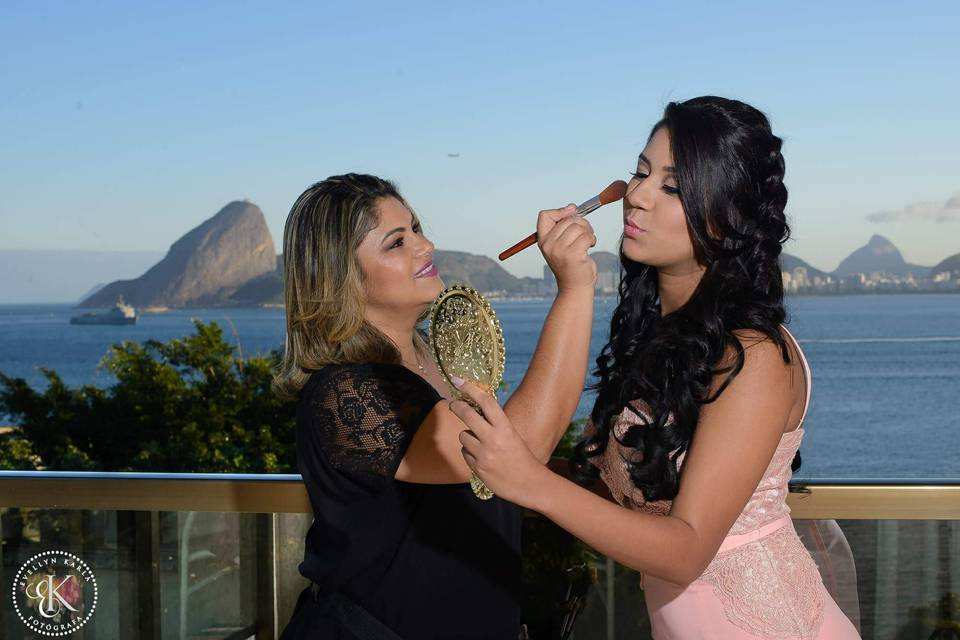 Priscila Sousa Makeup Artist