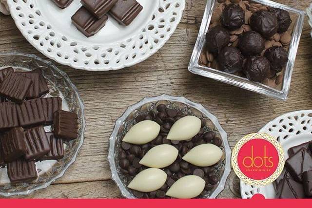 Bombons e doces Dots