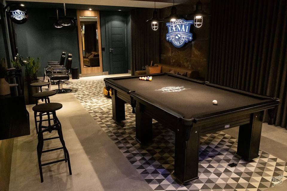 Pub Lanai