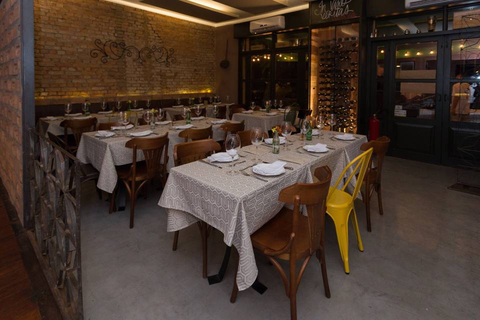 Trattoria Famiglia Manzoli