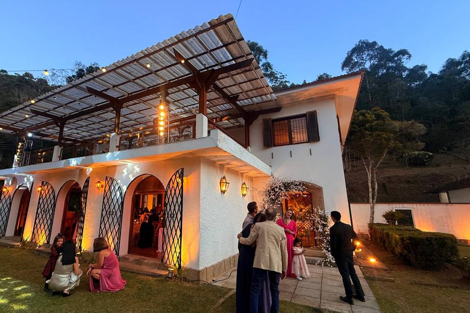 Casa e convidados