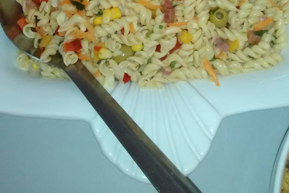 Macarrão com frios