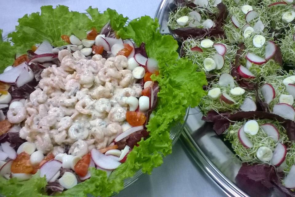 Salada de camarão
