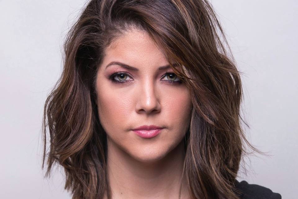 Ciça maquiadora