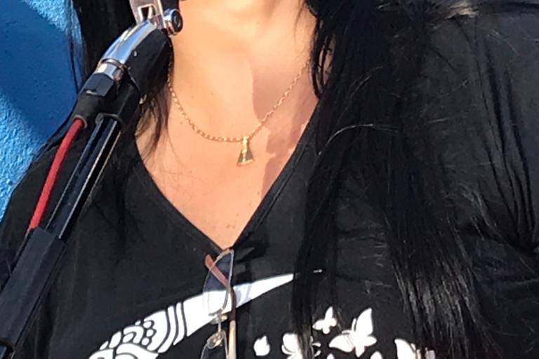 Cantora Laine Asunção