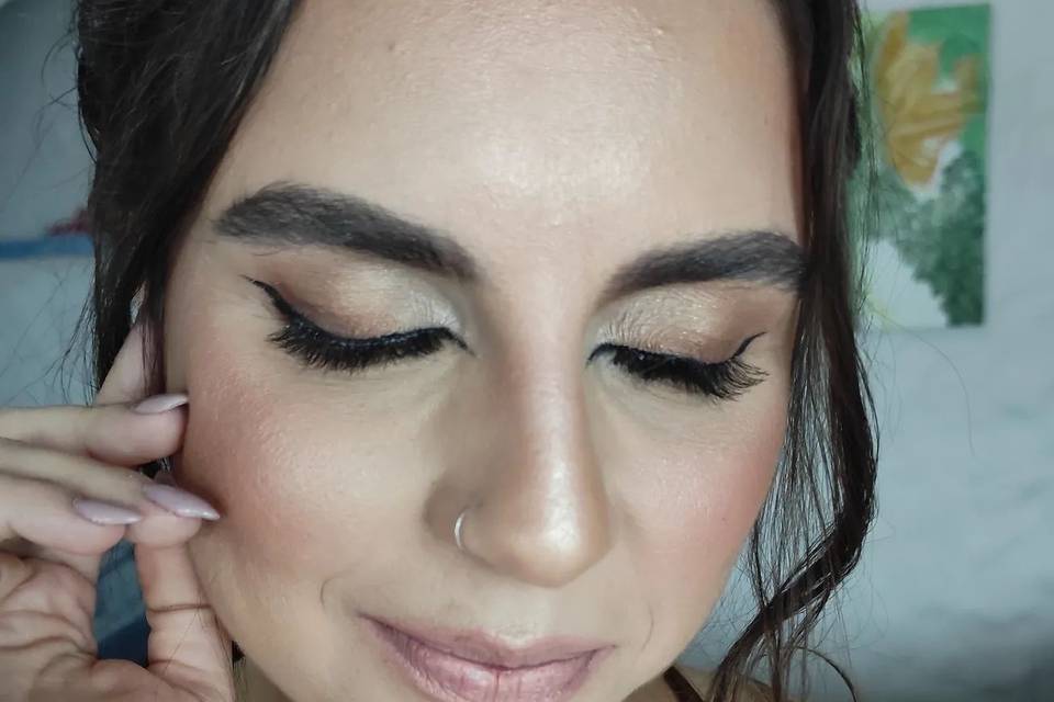 Patrícia Alves Makeup