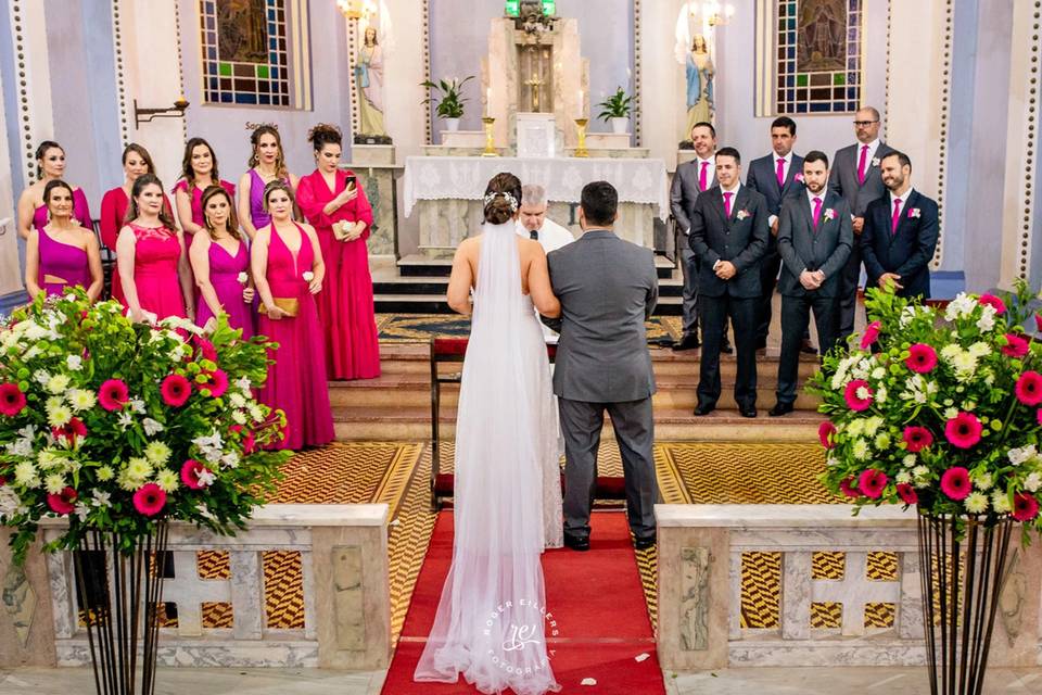 O altar. Os escolhidos. O amor