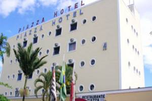 Piazza Hotel