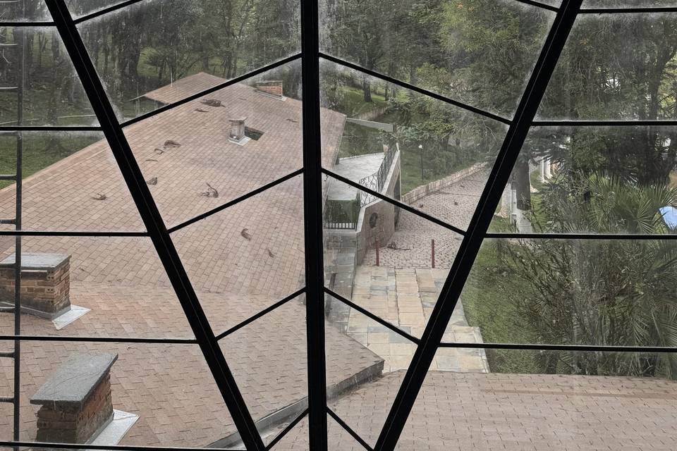 Vidraça frente Mansão