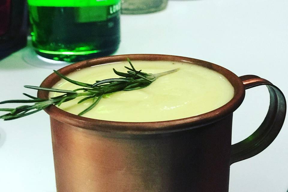 Moscow Mule c/ espuma de manga