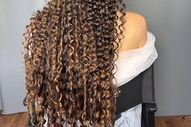 Penteado cacheado