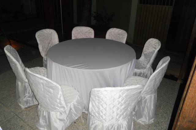 Aluguel de mesa redonda
