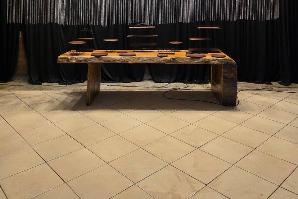 Mesa do bolo 01