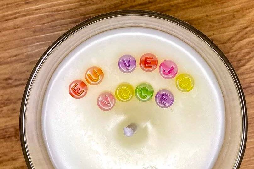 Vela mensagem surpresa