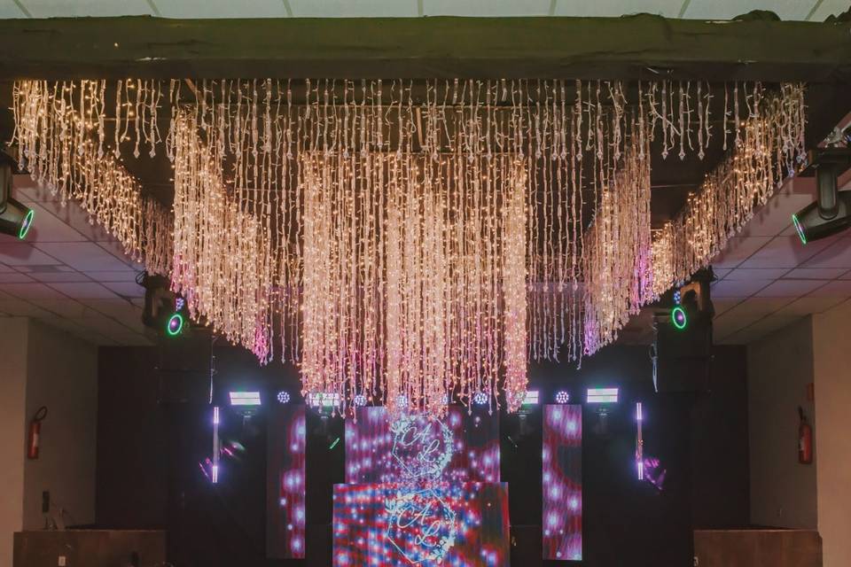 XV