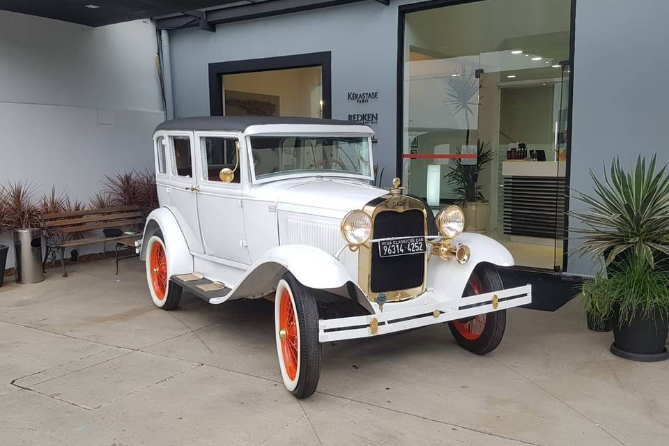 Ford 1929 Branco