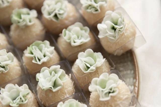 Amor em Caixa Doces Finos