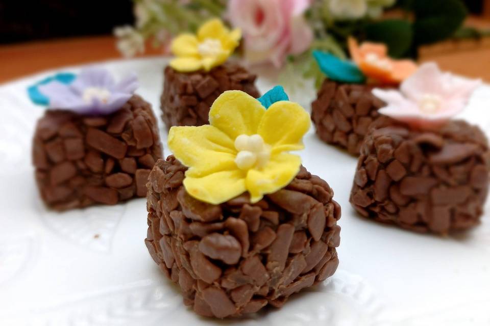 Brigadeiro Floral