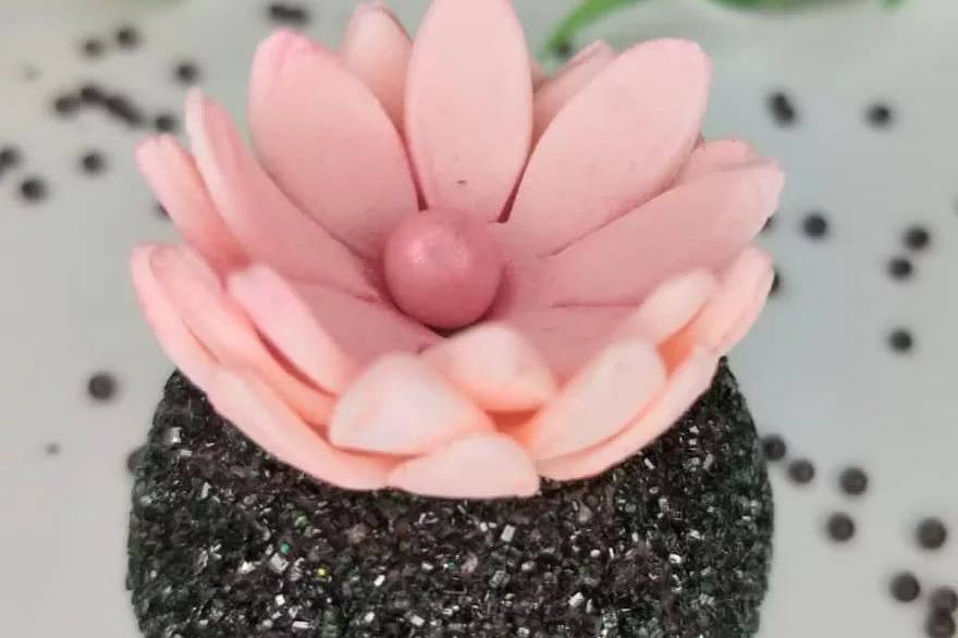 Brigadeiro com Floral