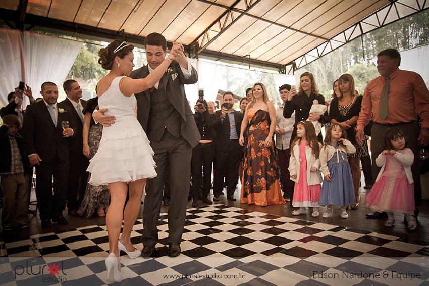 Plural estúdio casamento