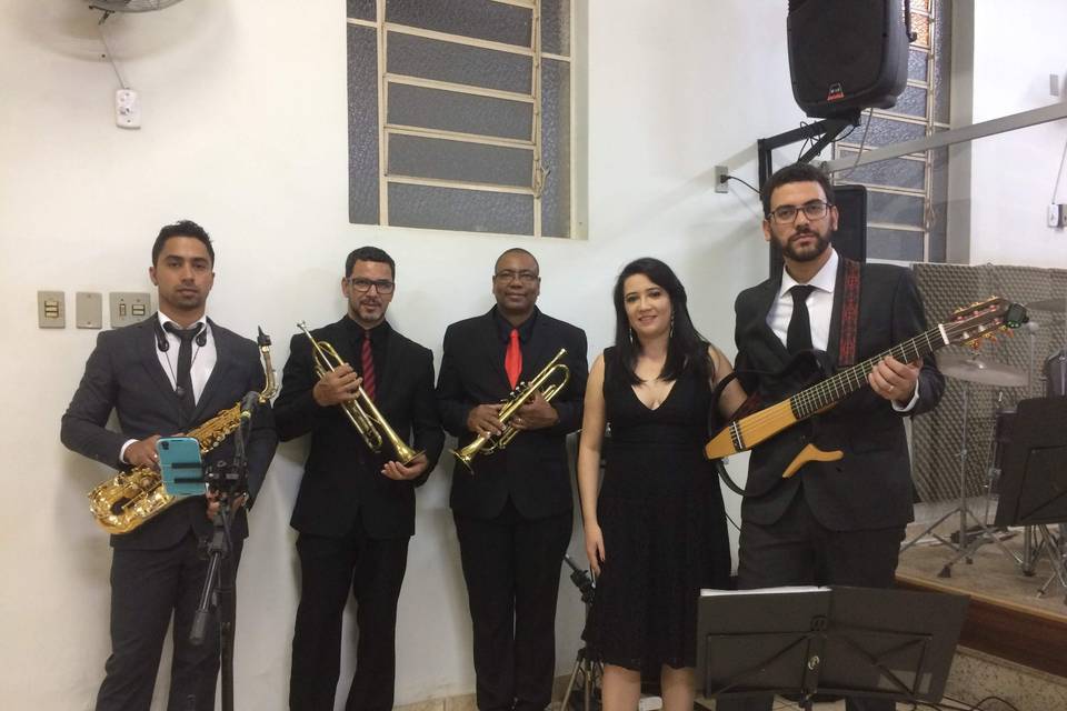 Grupo Harmonia - Musical