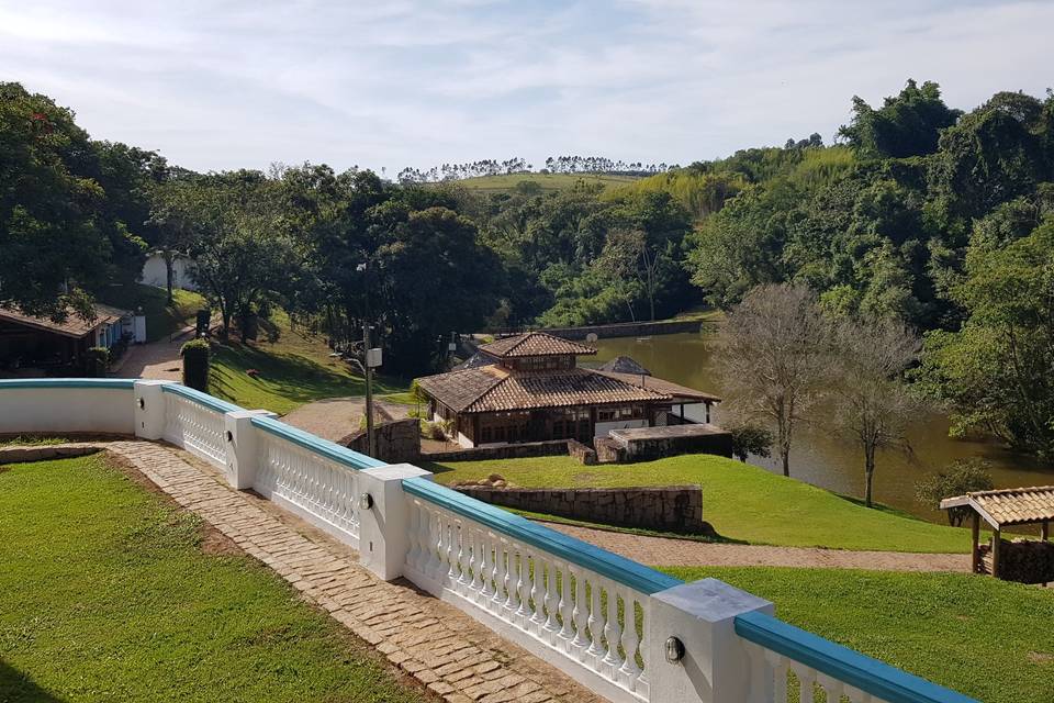 Área Gourmet e Lago