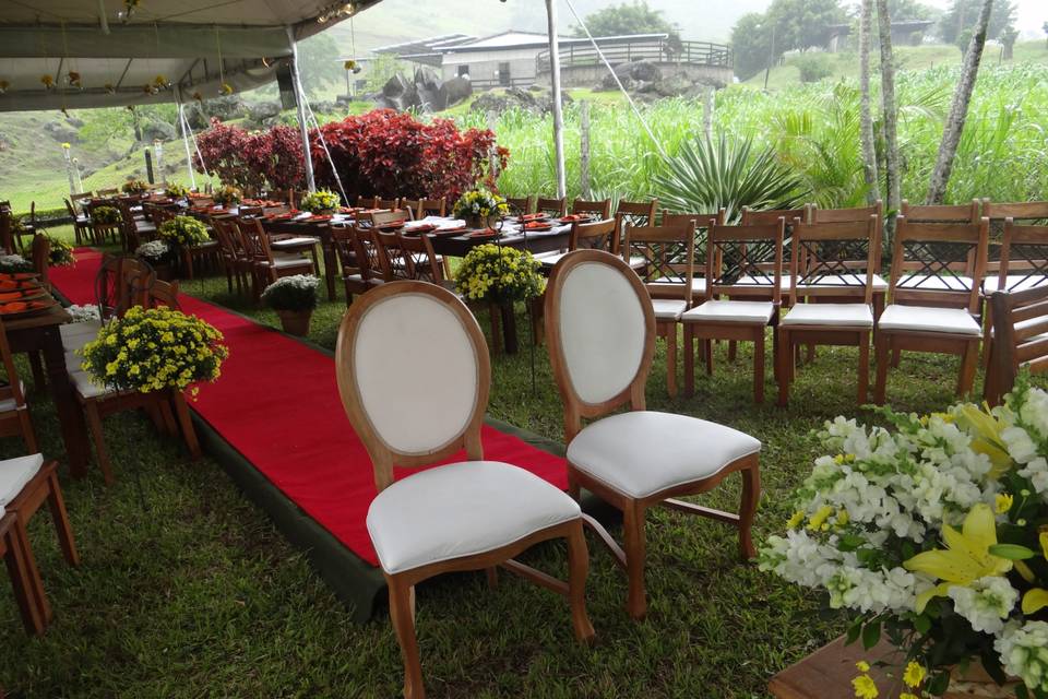 Altar na tenda