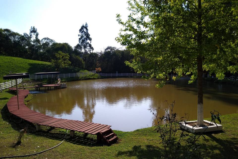 Lago na chácara