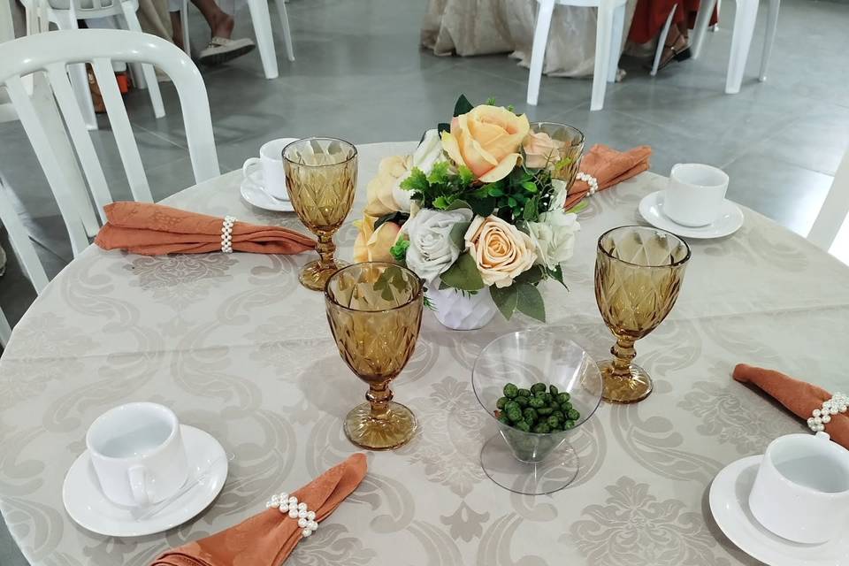 Mesa posta casamento