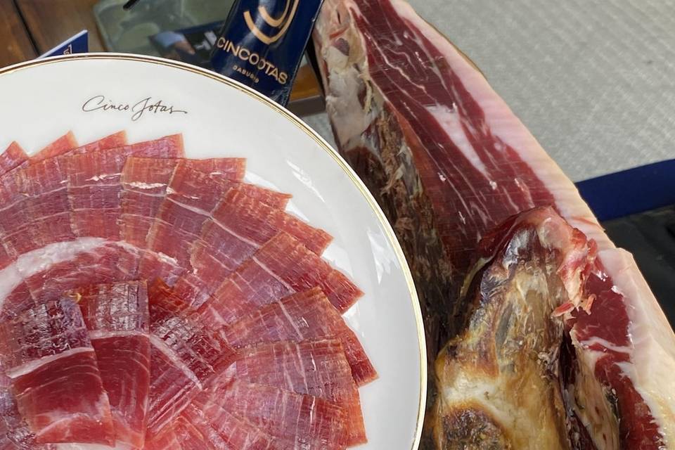 Corte Artesanal de Jamon