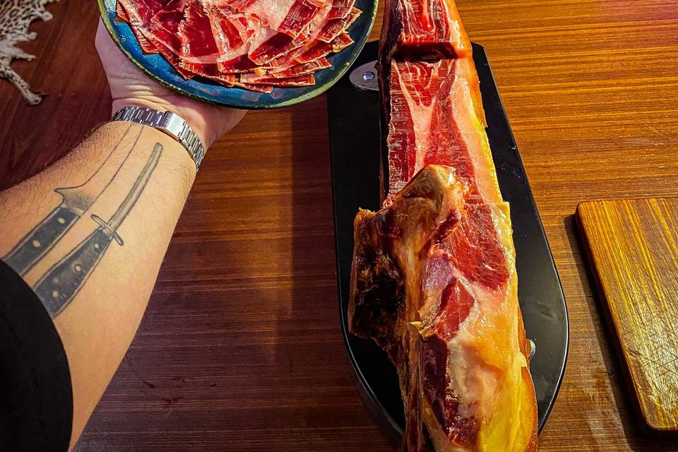 Corte Artesanal de Jamón