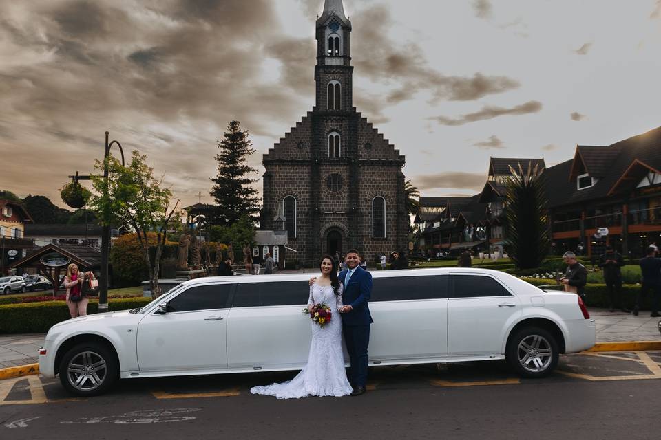 Casamento com limousine