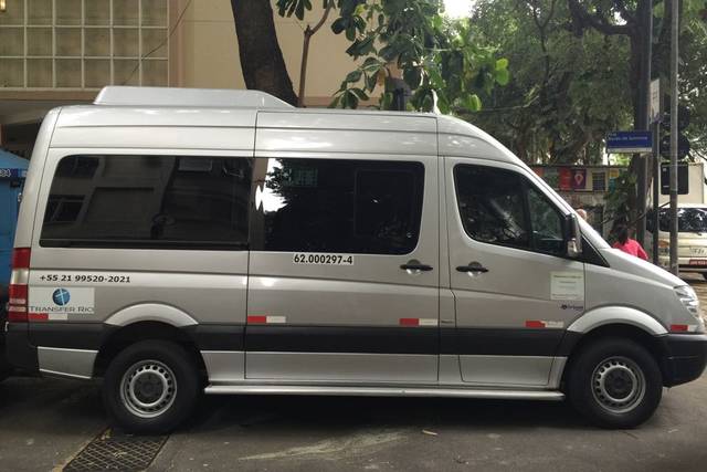 Van Mercedes Sprinter 15 lugar