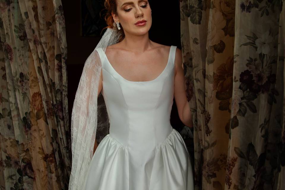 WHITE DRESS - COLEÇÃO 01