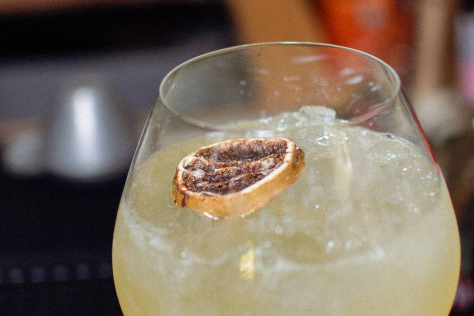 Drink autoral - tropical honey